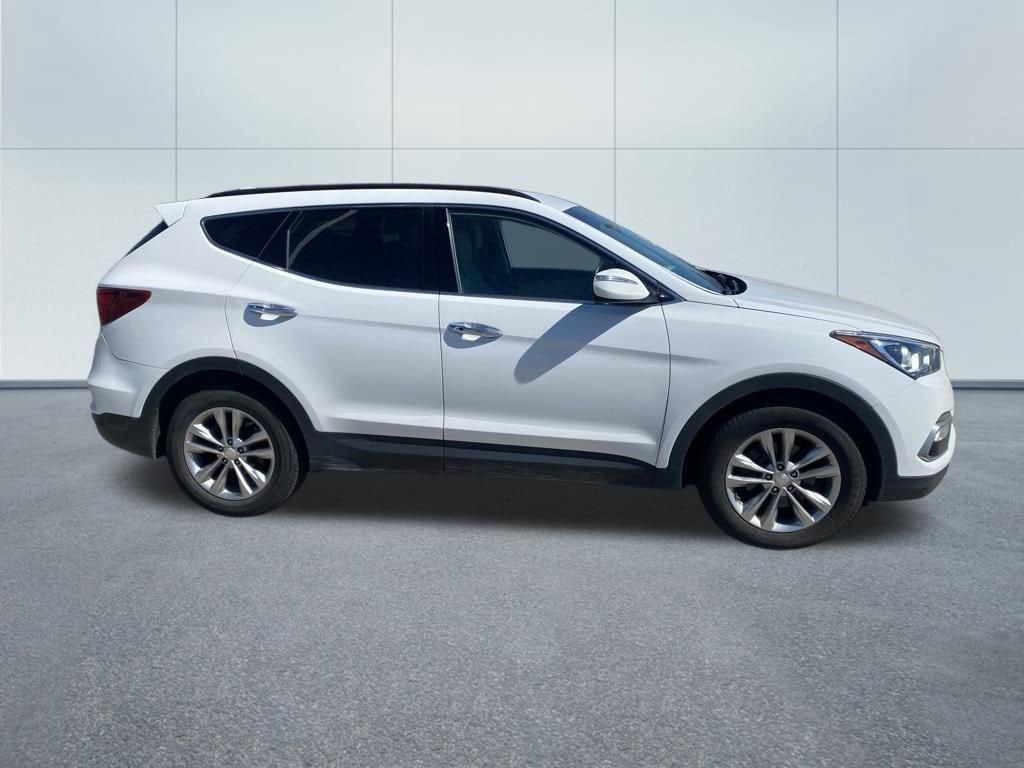 hyundai santa fe 2017 5XYZUDLAXHG440885 image hyundai santa fe 2017 5XYZUDLAXHG440885 image